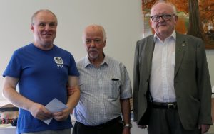 Simon Highsmith (left) - Challengers 3rd prize